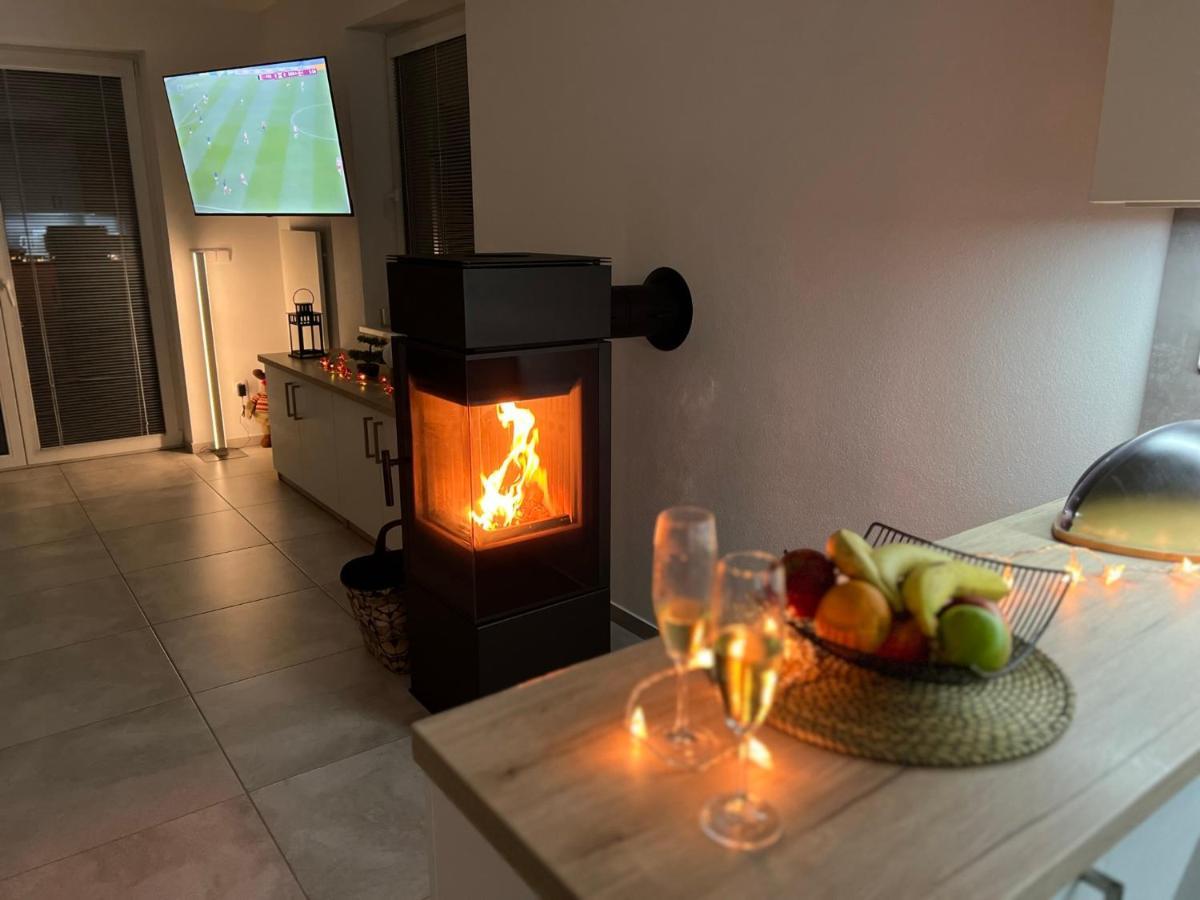 Hauslipno Bungalov Na Lipne 伏尔塔瓦河畔利普诺 外观 照片