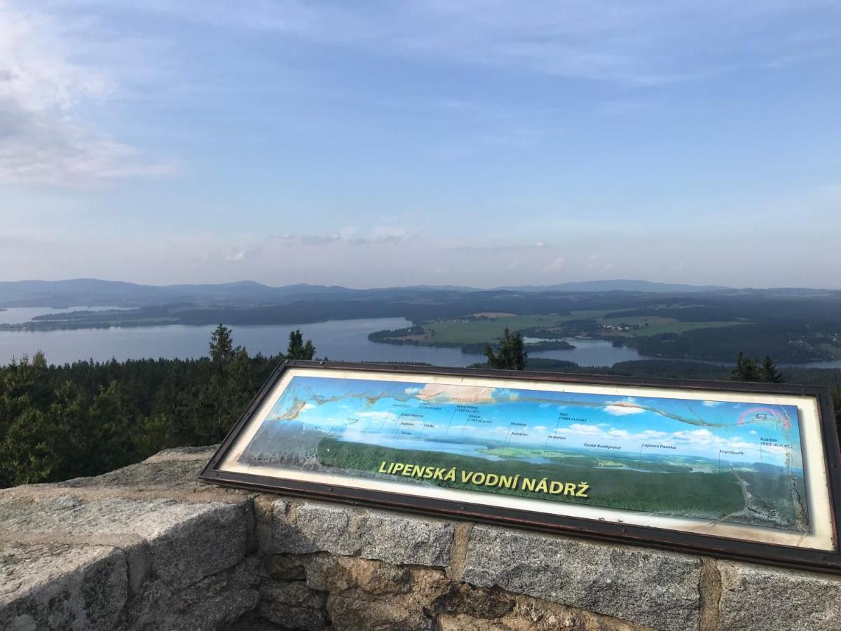 Hauslipno Bungalov Na Lipne 伏尔塔瓦河畔利普诺 外观 照片