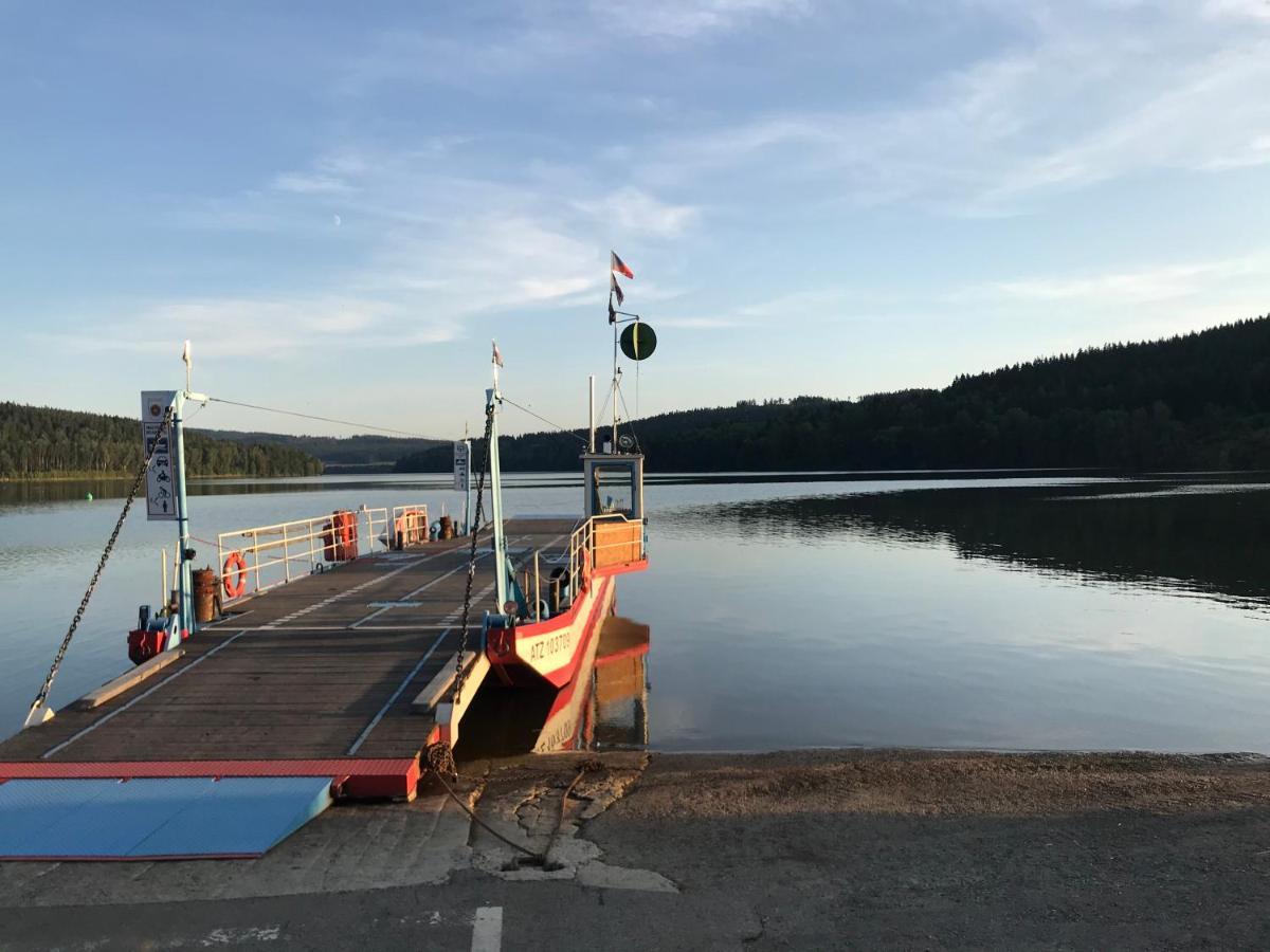 Hauslipno Bungalov Na Lipne 伏尔塔瓦河畔利普诺 外观 照片